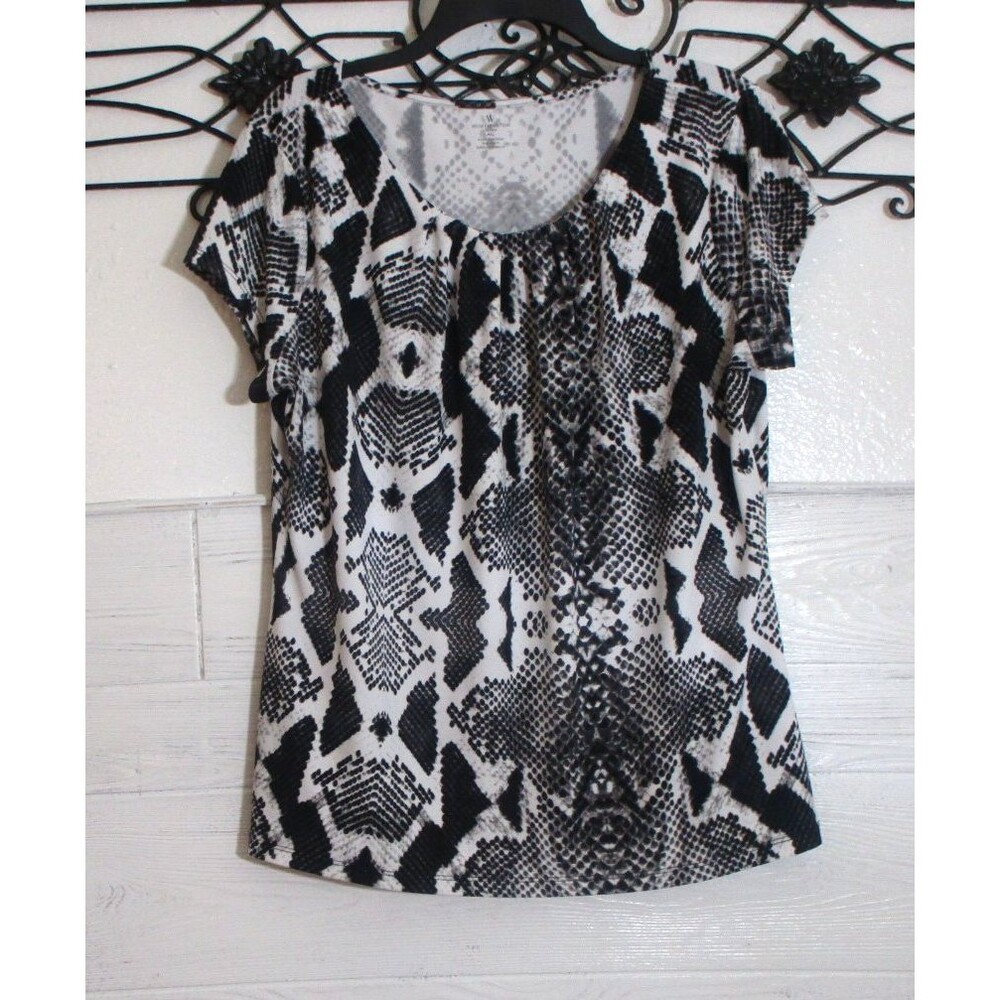 Worthington Women's Knit Top Size PL Short Sleeve Black Snake Print